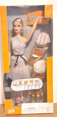INTEGRITY TOYS GISELLE URBAN SALON DOLL-2003-NRFB-SUPER HOT CLASSIC-SUPER COOL