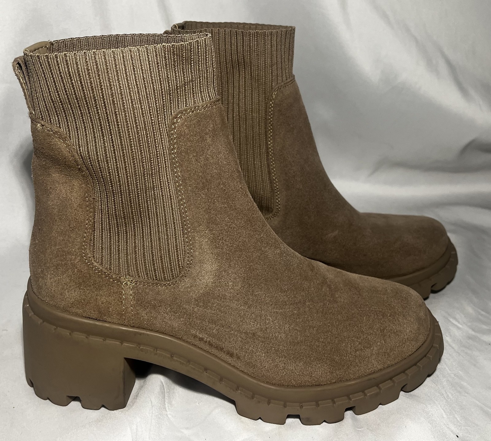 SAOLA Stivali Steve Madden da donna taglia 9 5 marroni in pelle scamosciata suola a strappo Chelsea