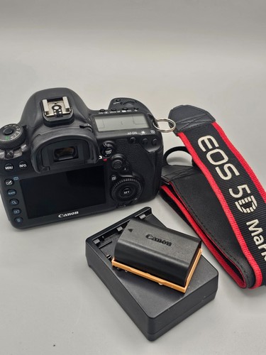 Canon EOS 5D Mark IV Pro 30.4MP Digital SLR Camera Kit - Photo 7 sur 9
