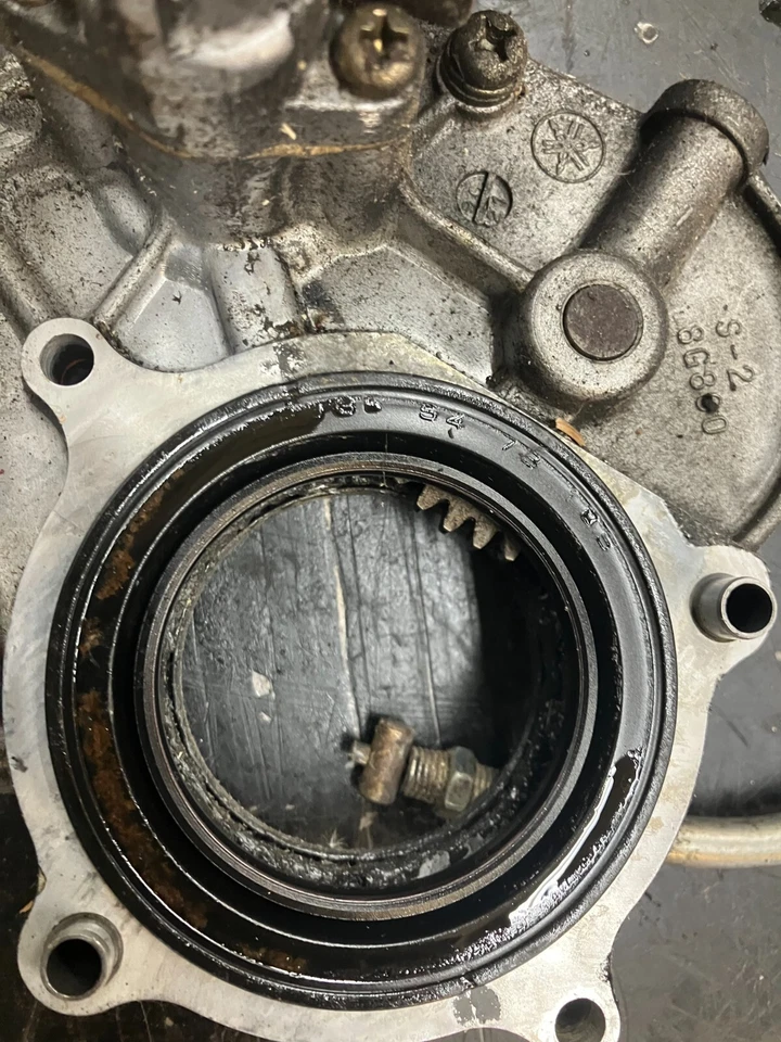 Yamaha Enticer ET 400 1990 conjunto de bomba de aceite 85T-13101-01-00 RW5795 Foto 3 de 4