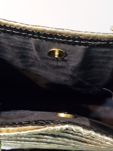 Black and Gold Striped Vintage Straw Tote Handbag - Picture 3 of 3