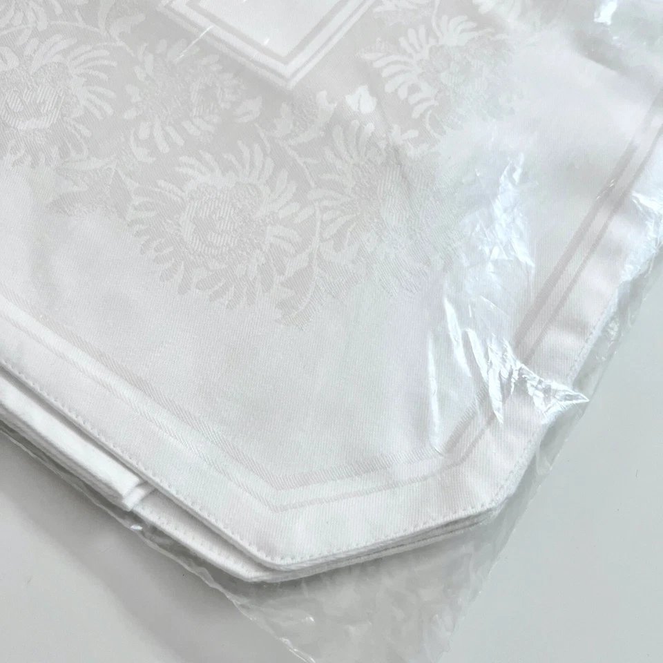 NWT - SFERRA BROS (4 Placemats & 4 Napkins) Chrysanthemum #5507 White Set Floral - Image 2 of 4