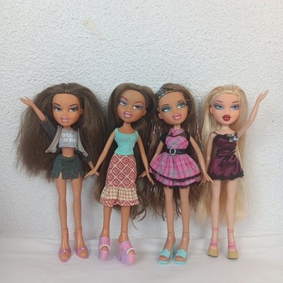 Bratz Doll Lot Yasmin Sasha and Chloe Vintage Dolls Shoes Clothes Replacements
