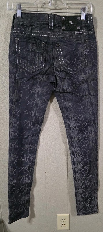 Nwot Women's Miss Me Signature Skinny Jeans Sz 25