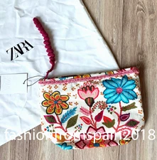 ZARA NEW WOMAN EMBROIDERED FLORAL PRINT TOILETRY BAG 4751/017/330