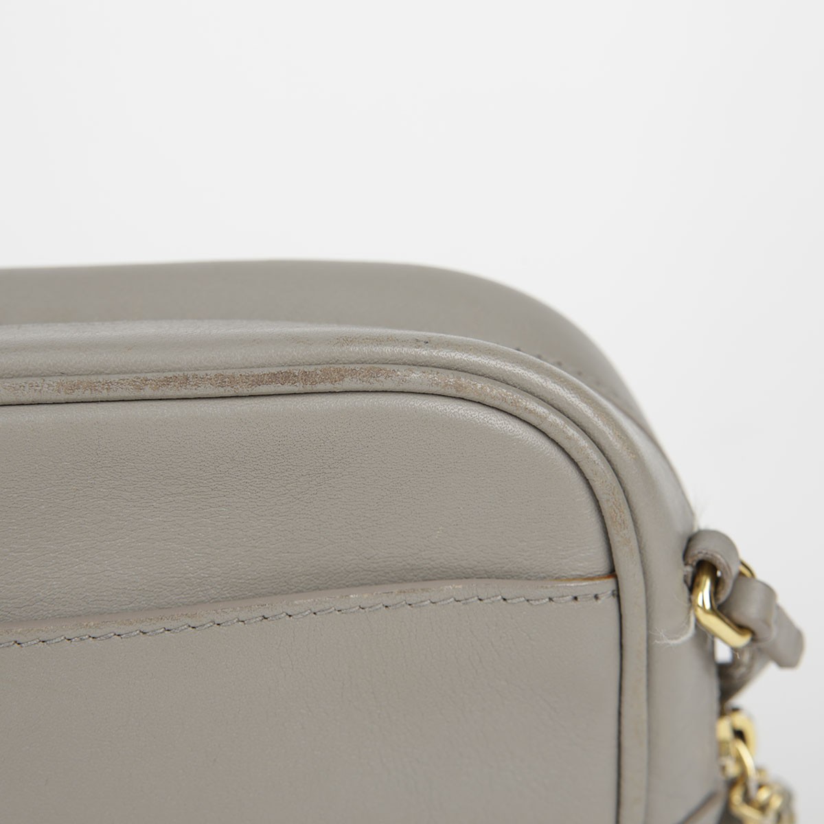 Borsa a tracolla e tracolla Saint Laurent grigia in pelle con monogramma blogger 425317