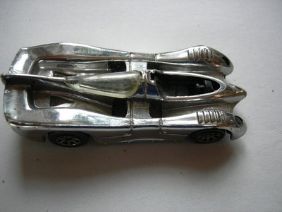 Hot Wheels Power Pistons Dark Raider 1995  silber metallic unbespielt