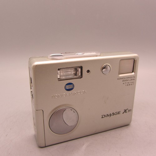Minolta Dimage X31 3.2MP Compact Digital Camera Silver Tested