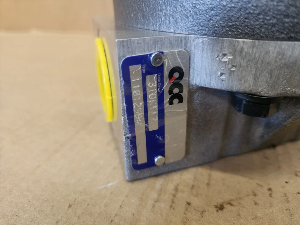 NOS QCC 11012994 液压泵组件 Gillig 53-29058-000 绍尔-丹佛斯  — 第 3/4 张图片