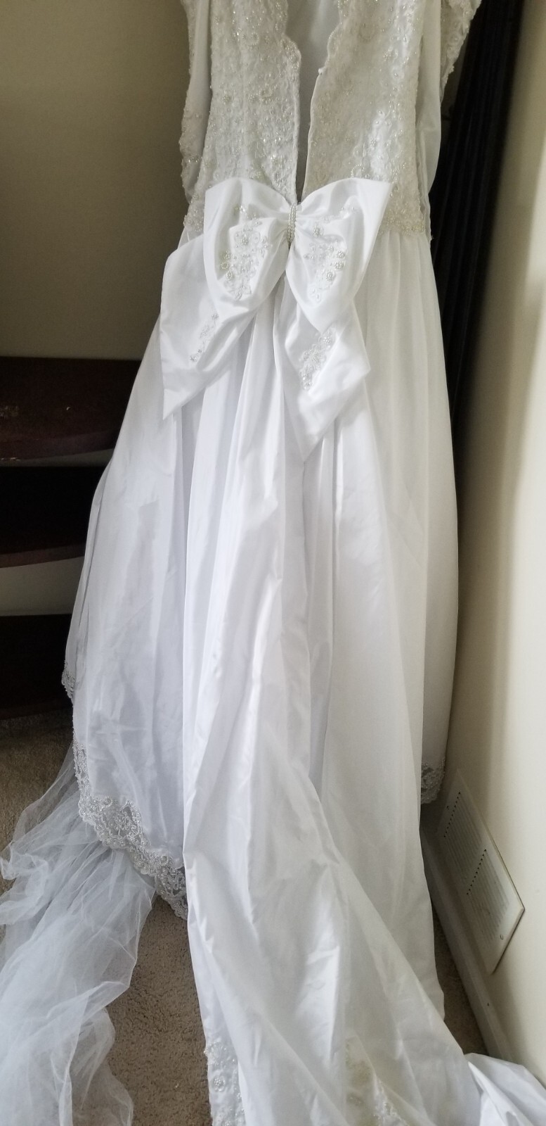 Picture 3 of 12