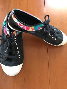 black patent tennis shoes