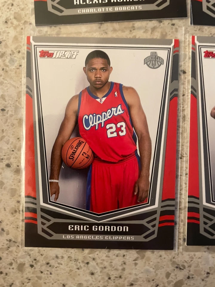 Lote de 12 tarjetas de novato Topps Tip-Off 2008-09 Red Border Parallels #/2008 Foto 4 de 4