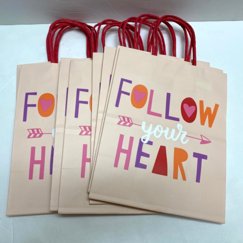 8/Lot Paper Gift Bags w/ handles Follow Your Heart Party Supply Birthday - Picture 2 of 2