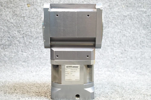 PARKER BAYSIDE REDUCER GEARHEAD P/N: RT90-015-LB  MTG: MT90-186 RATIO: 15:1 FREE