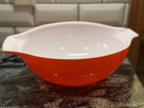 VTG 1950s PYREX Red Friendship Cinderella 4-QT Pour Spout Mixing Bowl #444 ❤️