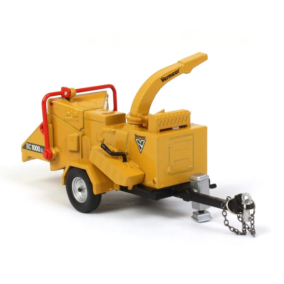 Spec Cast 1/50 High Detail Vermeer BC1000XL Wood Chipper VMR-003 - Image 3 of 4
