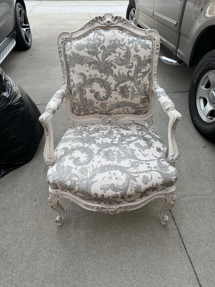 Beautiful Antique French Louis XV Chair White & Grey Vintage  - Image 2 of 4