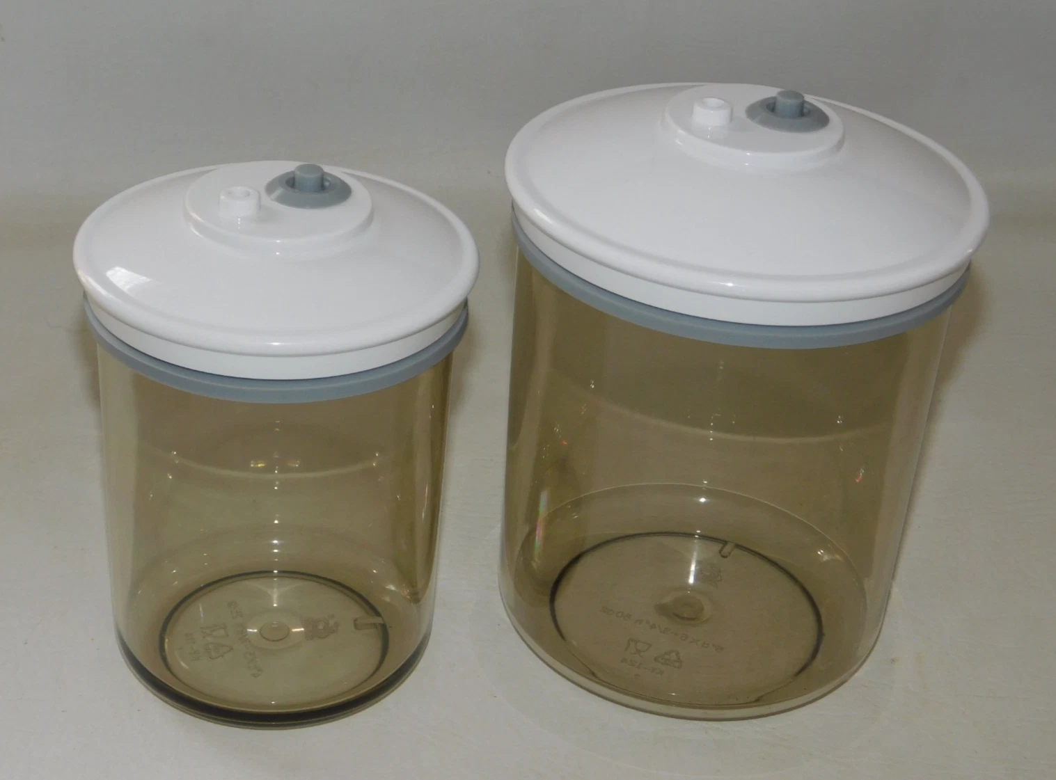 FoodSaver Vacuum Seal Canisters Containers 50oz KY-124 & 25oz KY-114, Smoke tint