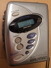 Sony Walkman WM-FX277 FM/AM Radio Cassette Tape Player Radio Works - NEEDS BELT