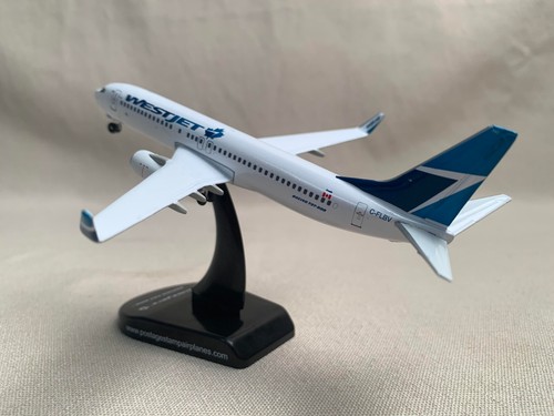 Model Power - Postage Stamps - West Jet 737-800 C-FLBV Maple logo Livery - 1:300 - Picture 7 of 12