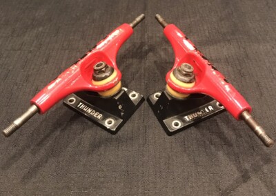 thunder trucks Spitfire トラックセット バラ売り可 thunder trucks Spitfire トラックセット バラ売り可 ストリート系スポーツ