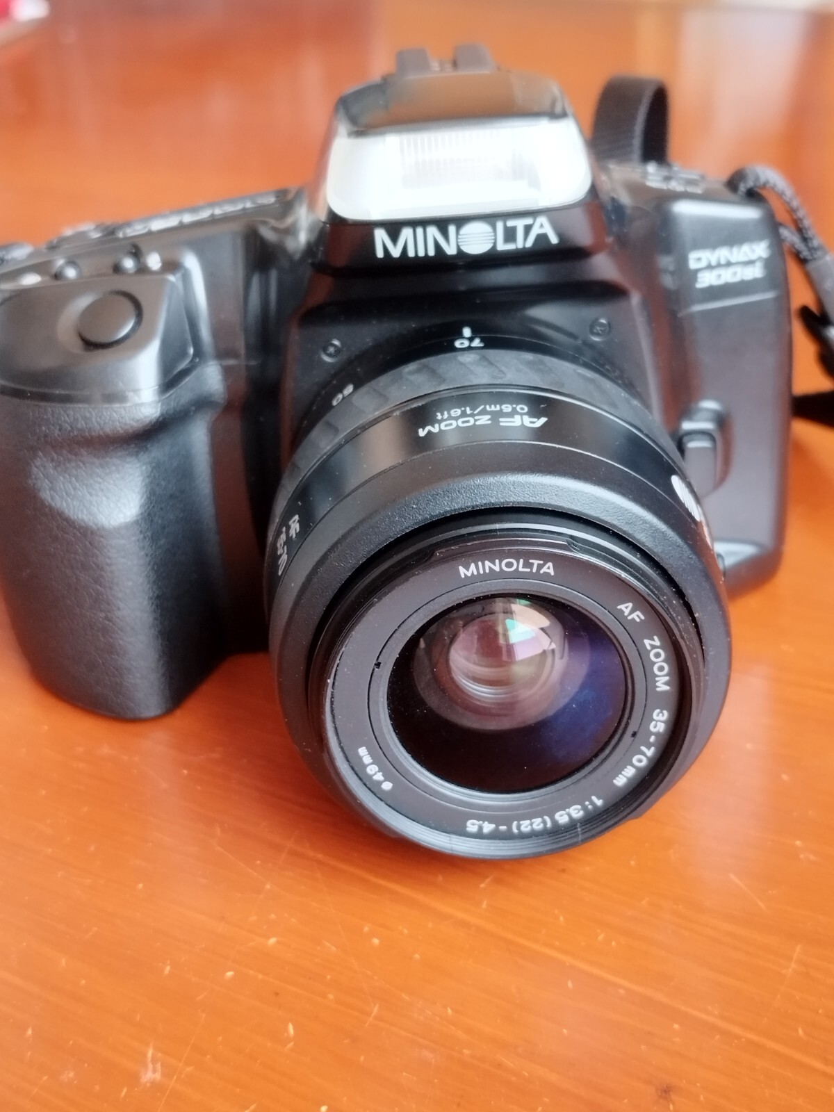 Minolta Dynax 300 si