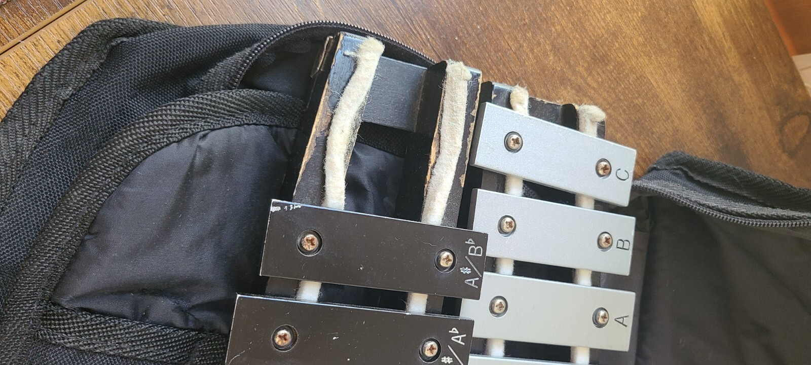 Ludwig Xylophone - 30 Keys - case/backpack, 1 Stick, No Stand