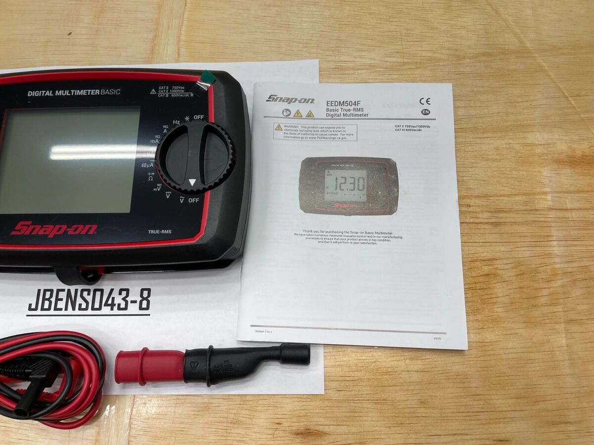 Snap-on Tools NEW True-RMS Daylight Basic Digital Multimeter Snap-on Tools NEW True-RMS Daylight Basic Digital Multimeter