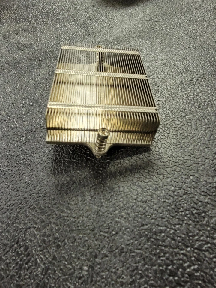 SUPERMICRO SNK-P0042P 1U PASSIVE HEATSINK CPU SOCKET LGA1944 G34 SUPER MICRO  - Image 2 of 2