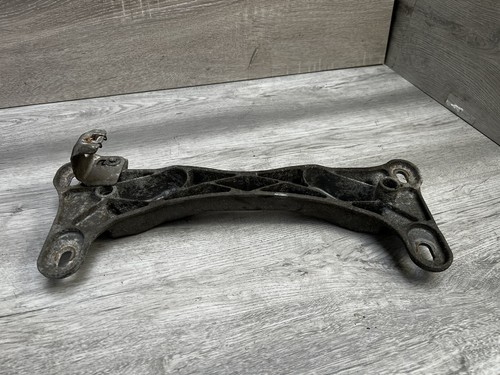 BMW 1 3er E87 E81 E90 E91 N43 N45 N46 Getriebe Unterstützung 6771064