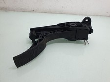 Mercedes-Benz GL X164 2012 Benzin Gaspedal A1643000504 KRD35535