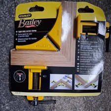 Stanley Tools Light-Duty Corner Clamp 75Mm STA083121