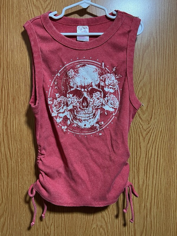 Ladies Tank Top/Red/ Size Small 3-5