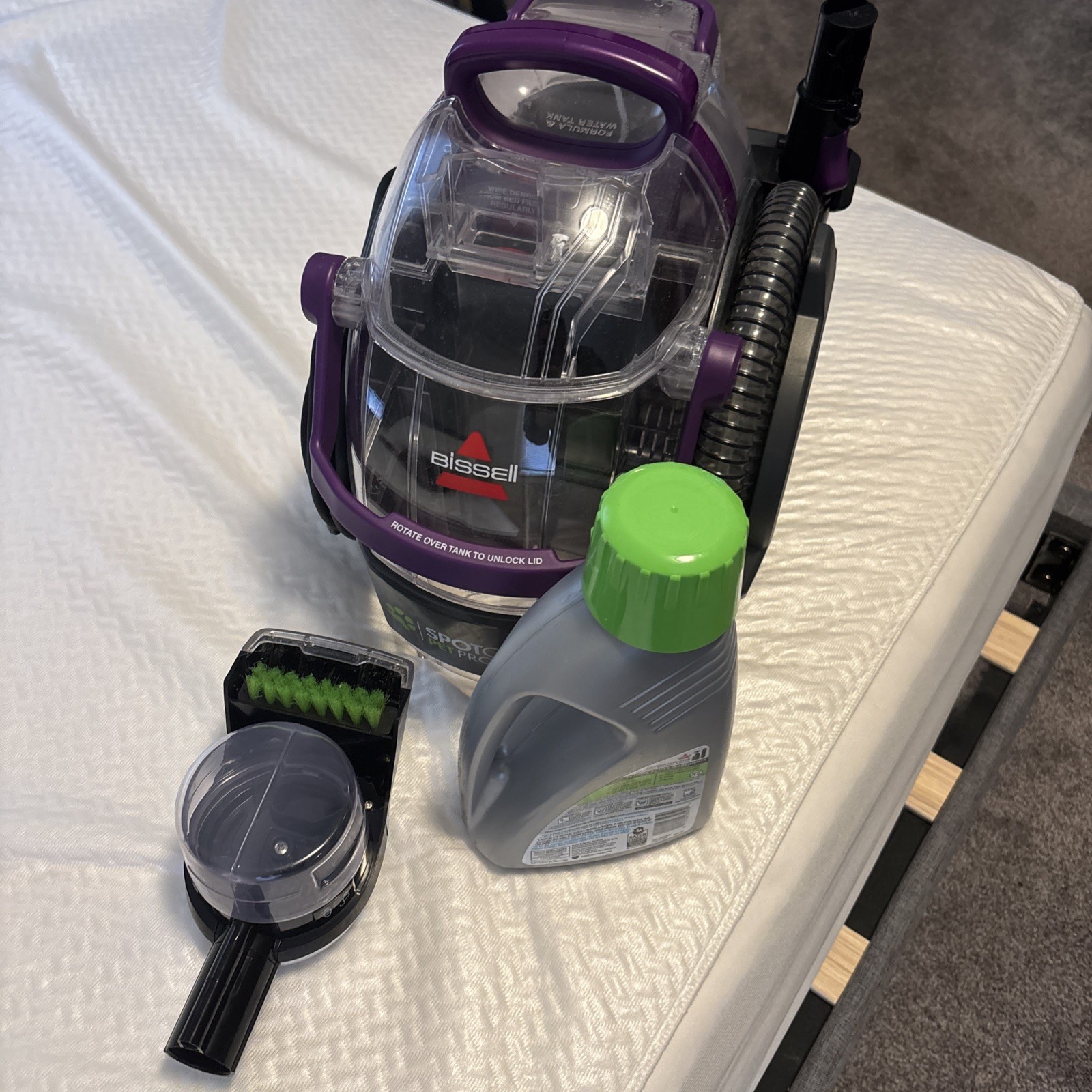 Bissell Steam Spot Clean Pet Pro Steam Cleaner in Great Condition