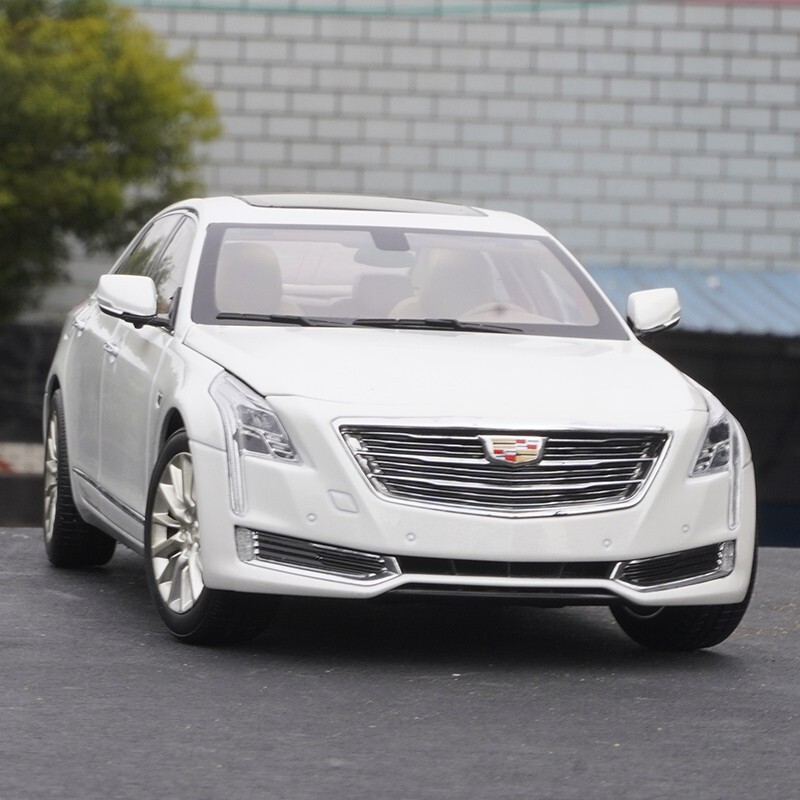 1:18 Dealer Edition Cadillac CT6 Model 2019 New CT6 Alloy Car