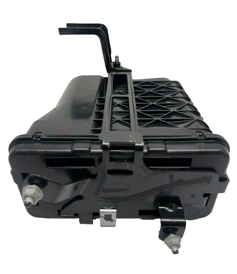 Bote de vapor de combustible OEM para Tahoe Silverado 1500 Sierra Yukon Escalade 2021-2025 Foto 3 de 4