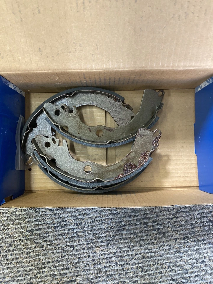 Albany Brake Shoe Co. 628 Drum Brake Shoes. FREE SHIPPING - Image 2 of 2