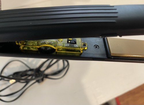 HAI Gold Convertable Professional Ceramic Flat Iron - 250°- 450°F - Picture 5 of 9