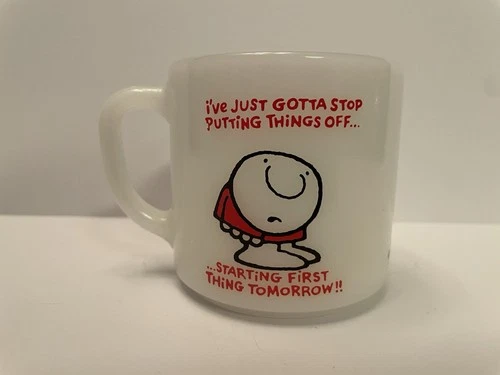 VTG Ziggy Coffee Mug "I Just Gotta Stop Putting things Off" Federal Milk Glass