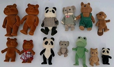 13 x Vintage Sylvenian families job lot panda, beaver, frog, bear, koala