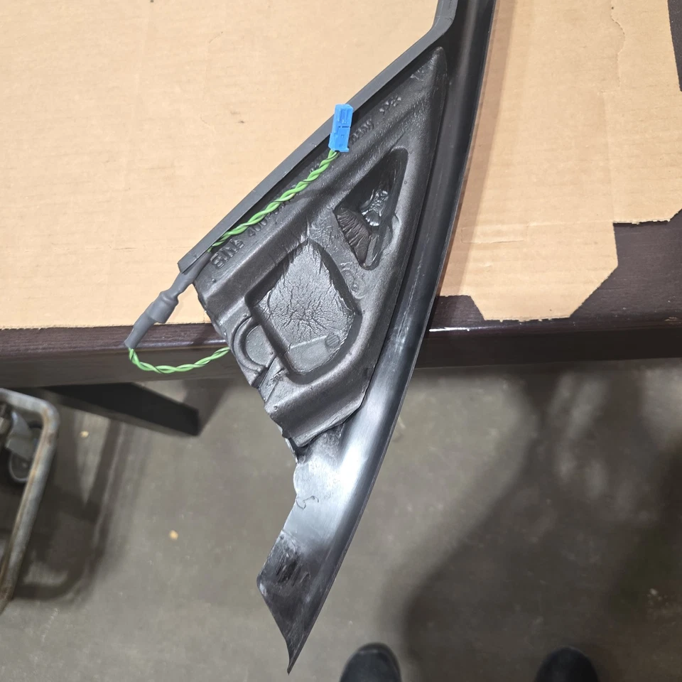 BMW E90 325i 330i 328i 2006 2007 2008 genuino pasajero puerta derecha tweeter moldura Foto 3 de 4