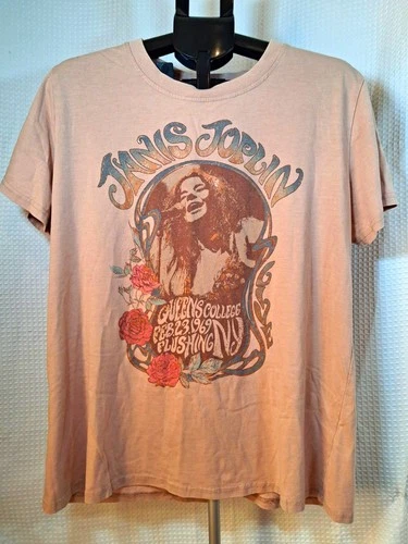Janis Joplin Goodie Two Sleeves 1969 Queens College NY Graphic Tee Tan Large - product listing photo
