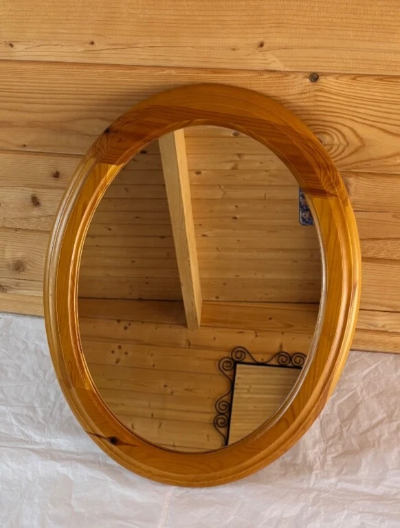 Vintage Pine Oval Wall Mirror 1960's  19.7'' x 15.5'' - Image 2 of 4