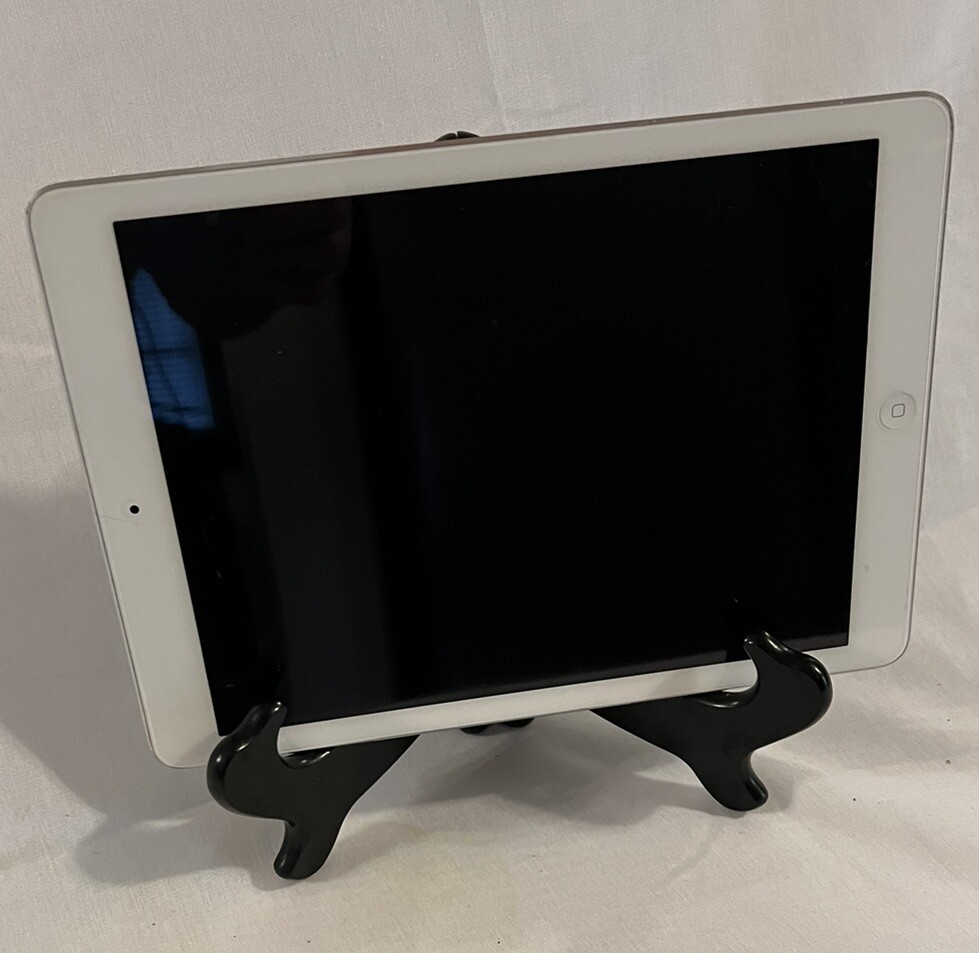 Apple iPad Air (A1474) 32GB Wi-Fi-Only - Silver 9.7” | eBay