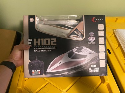 h102 velocity remote controlled boat for pools and lakes