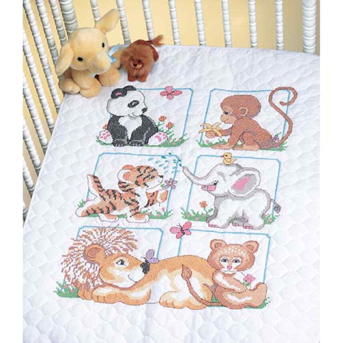 Dimensions stamped cross stitch kit ""Quilt Animal Babes"", 86x109cm, DIY
