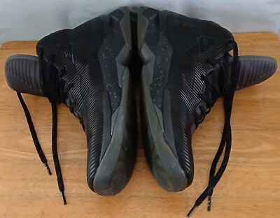 Under Armour SC Top Gun Steph Curry Men display picture 1