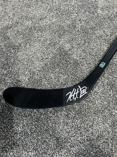 KRIS LETANG Pittsburgh Penguins SIGNIERTES Autogramm GEBRAUCHTES SPIEL Hockeyschläger Echtheitszertifikat B - Bild 2 von 7