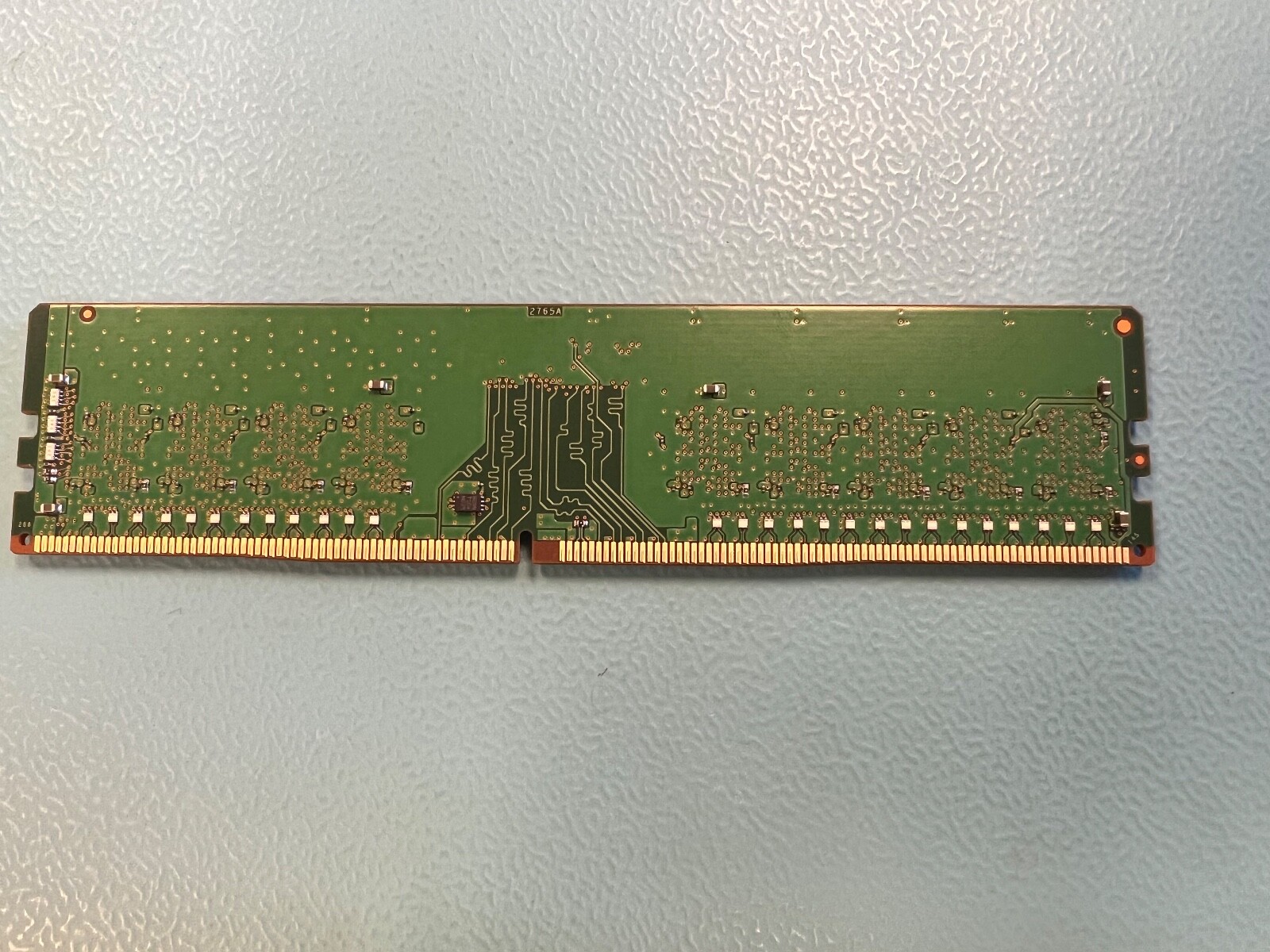 Memoria RAM A-Tech 8GB DDR4 2400 ECC UDIMM - Equivalente Micron MTA9ASF1G72AZ-2G3A1