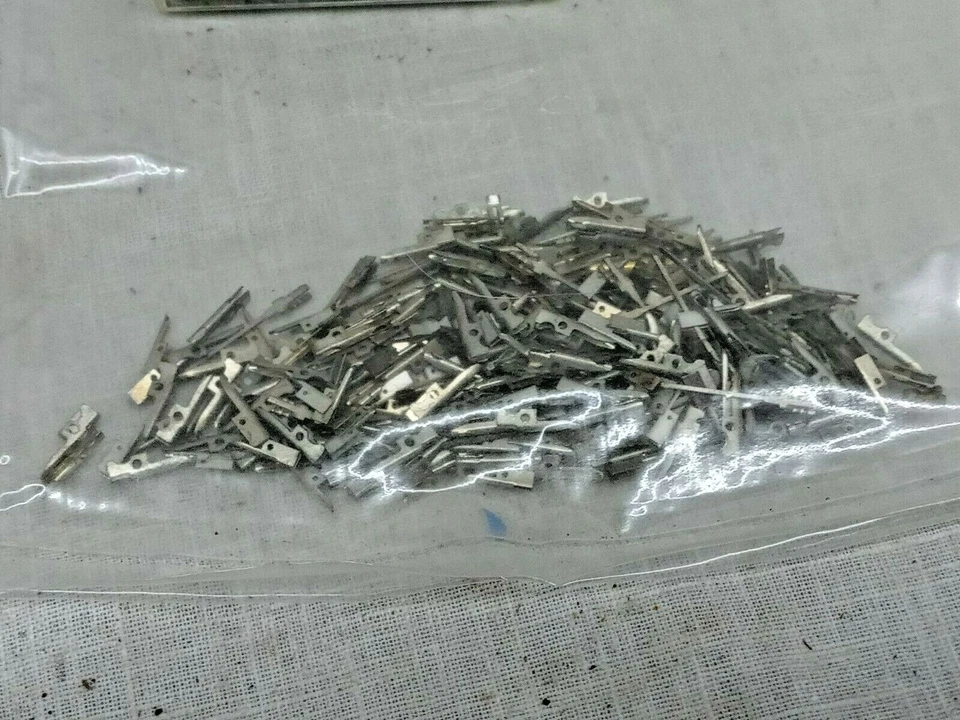 1 LOT 10 QTY Vector + ARCHER Terminals - Image 4 of 4